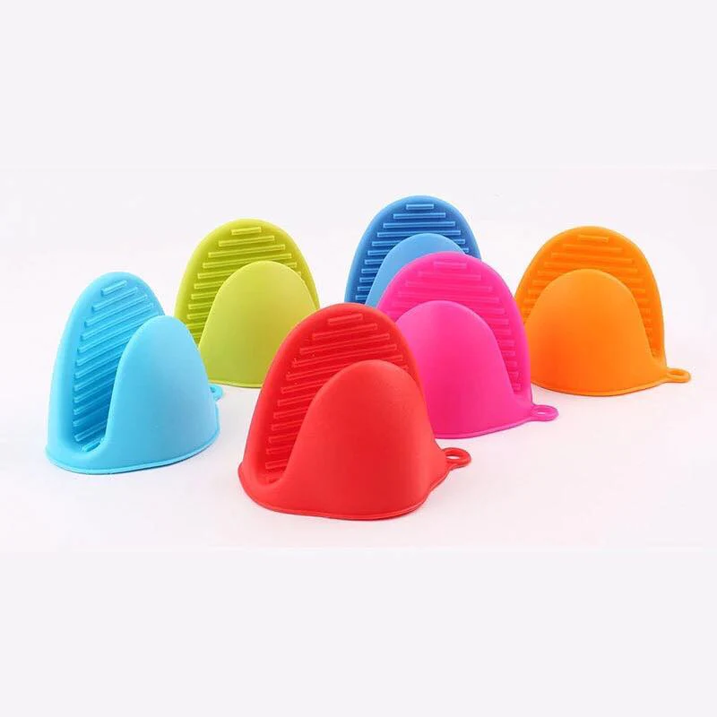 Silicone Heat Resistant Gloves Clips Insulation Non Stick Anti-slip Pot Bowel Holder Clip Cooking Baking Oven Mitts - Pair (Random Color) ZE Enterprises