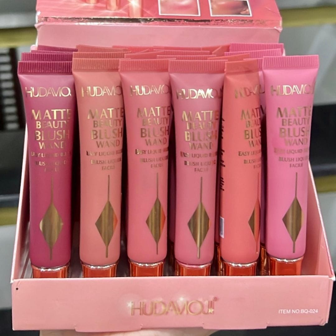 (Pack of 6) HUDAMOJI MATTE BEAUTY BLUSH WAND ZE Enterprises