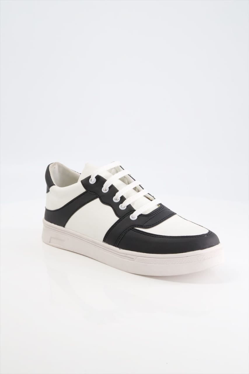 Men fashionable sneakers Shoes ZE Enterprises