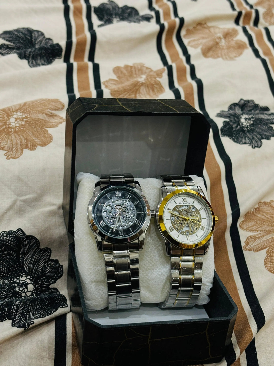 Chain Gents Round Stainless Steel Watch (Without Box) ZE Enterprises