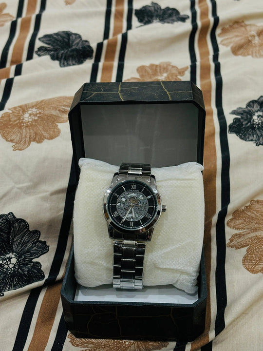 Chain Gents Round Stainless Steel Watch (Without Box) ZE Enterprises